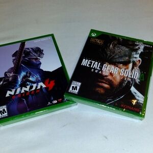 Metal Gear Snake Eater/ Ninja Gaiden 4 Xbox Game Bundle